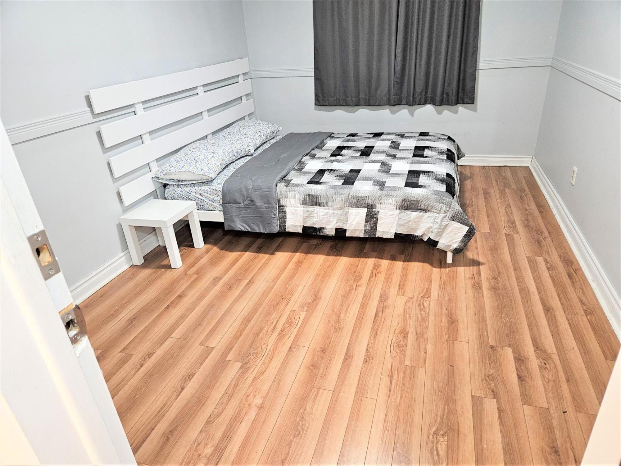 Modern Quiet Home By The Airport ميسيسوجا المظهر الخارجي الصورة