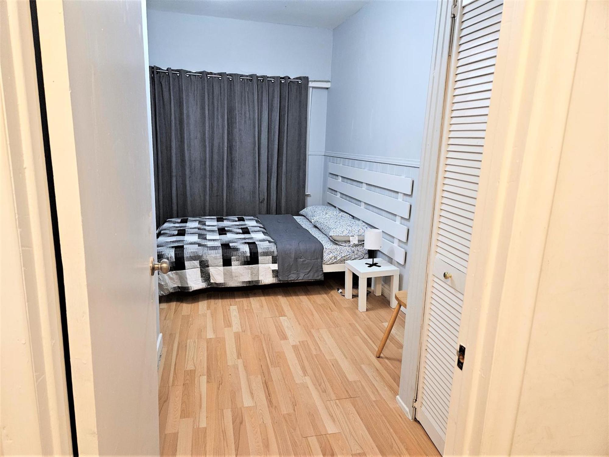 Modern Quiet Home By The Airport ميسيسوجا المظهر الخارجي الصورة